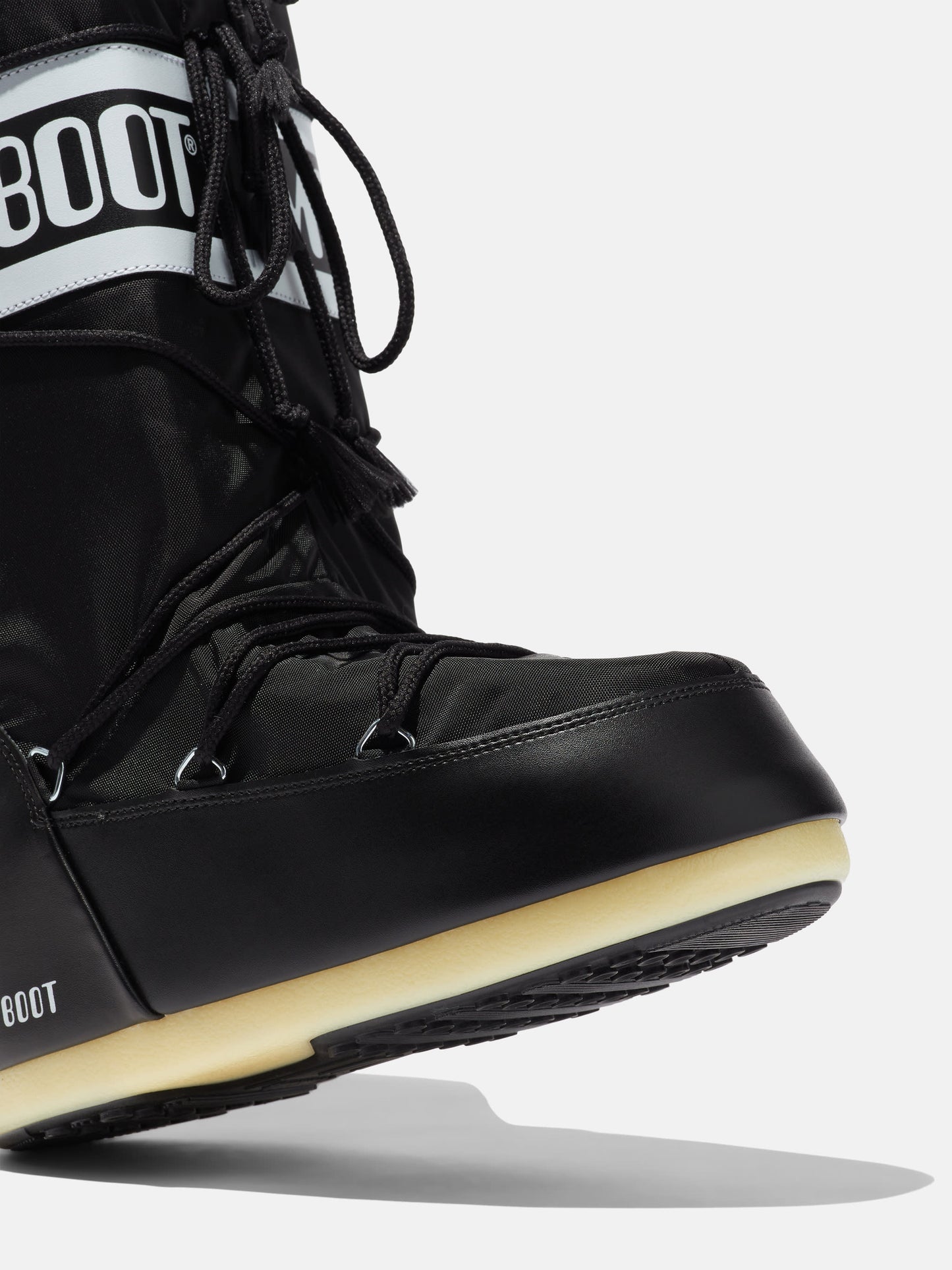 moon boot